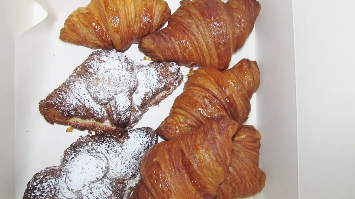 Heavenly Desserts – patisserie in Ealing, London